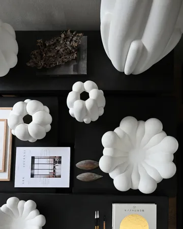 Bloom Tray bowl medium Ø28.5 cm - Bone white - 101 Copenhagen