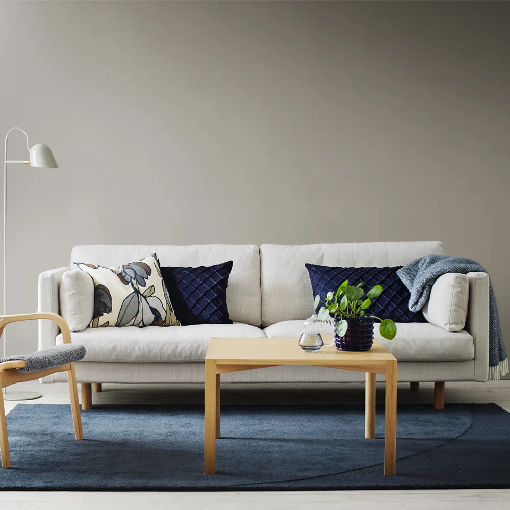Haga 3-seater sofa, Perez ecru 102-oak legs 1898