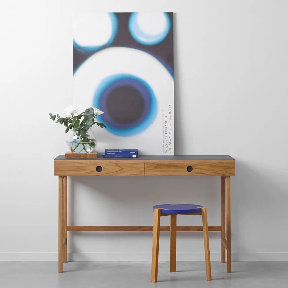 Mind desk, Black linoleum, drawers and legs in white-oiled oak A2