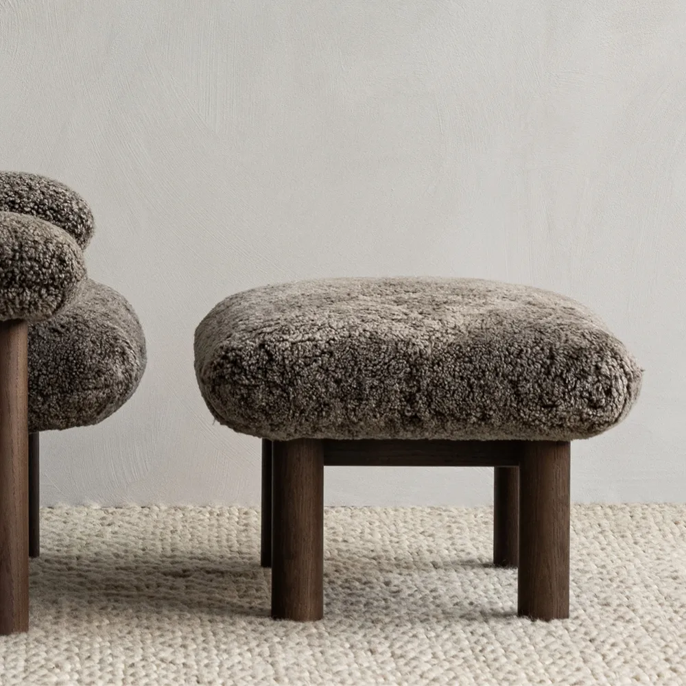 Brasilia footstool, Dunes camel 21004 brown-dark oak Audo Copenhagen