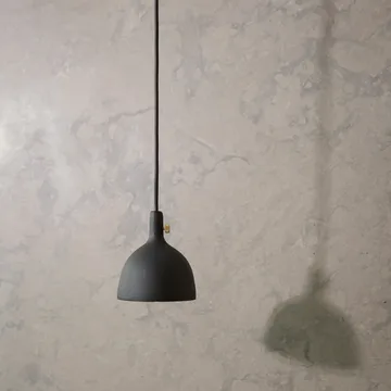 Cast shape 2 pendant lamp - black - Audo Copenhagen