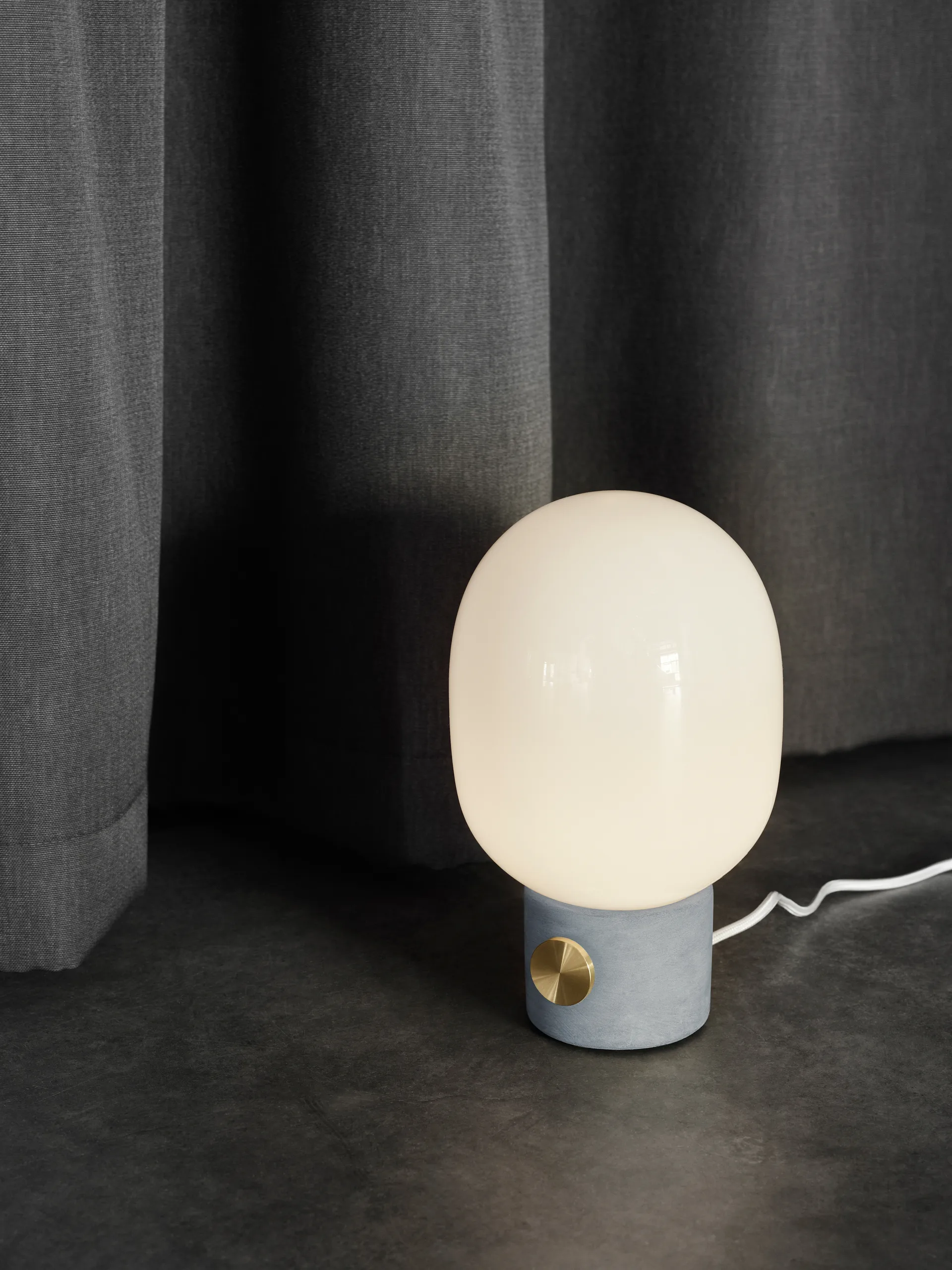 JWDA table lamp, Concrete-brass, Small Audo Copenhagen