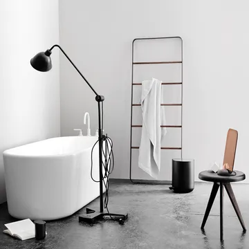 Towel towel hanger - Black, bars in dark ash, leather - Audo Copenhagen