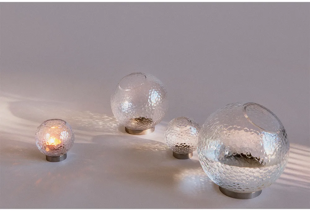 Globe bubbles vase Ø21 cm, Black AYTM