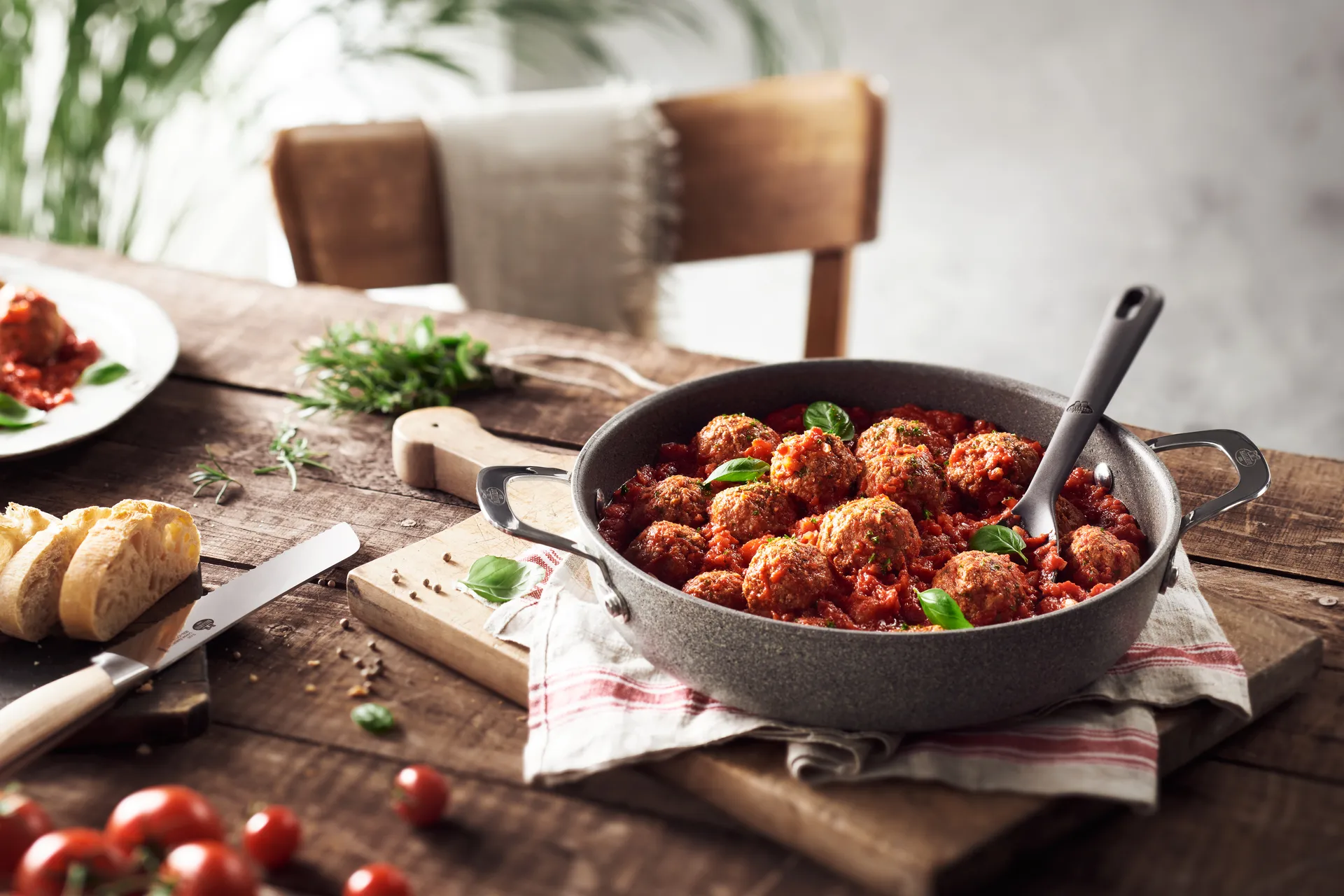 Ballarini Salina Ti-X serving pan with glass lid, 28 cm Ballarini