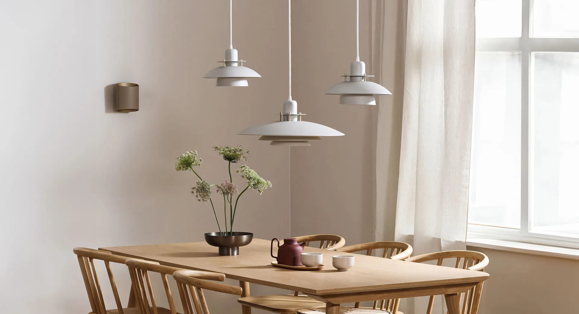 Primus pendant lamp Ø43 cm, white-chrome Belid