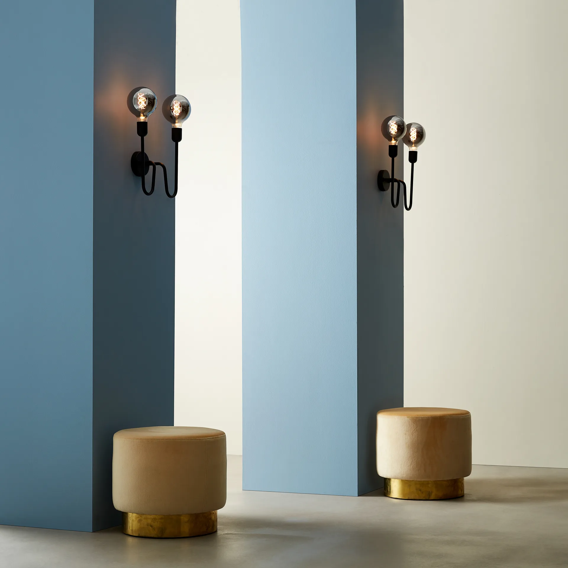 Regal Duo wall lamp hard wired, Black Belid