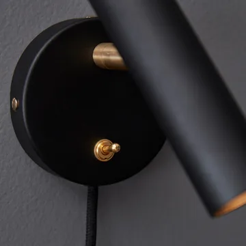 Slender wall lamp - black - Belid