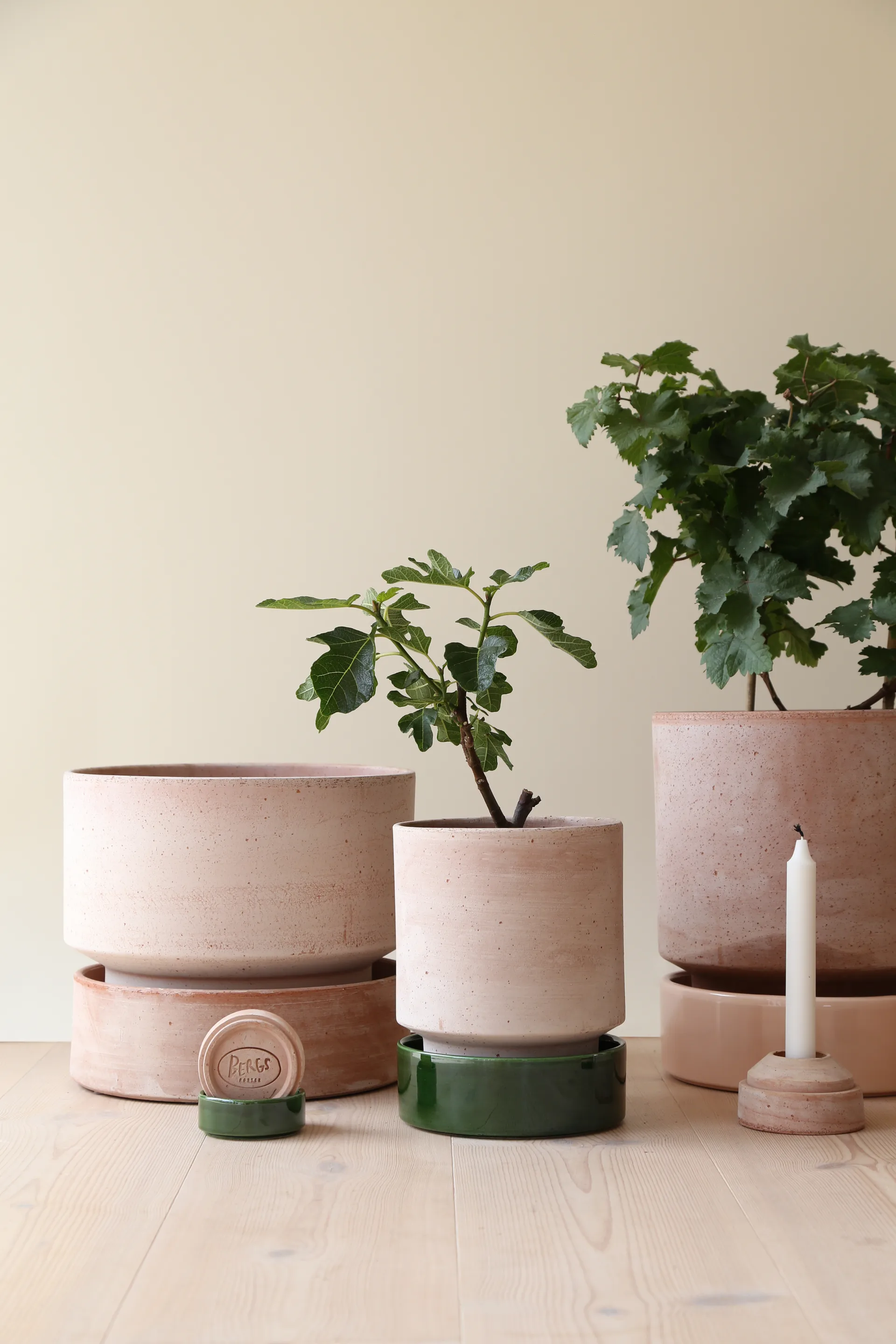Hoff pot, Ø16 cm, Raw Rosa-Deep Burgundy Bergs Potter