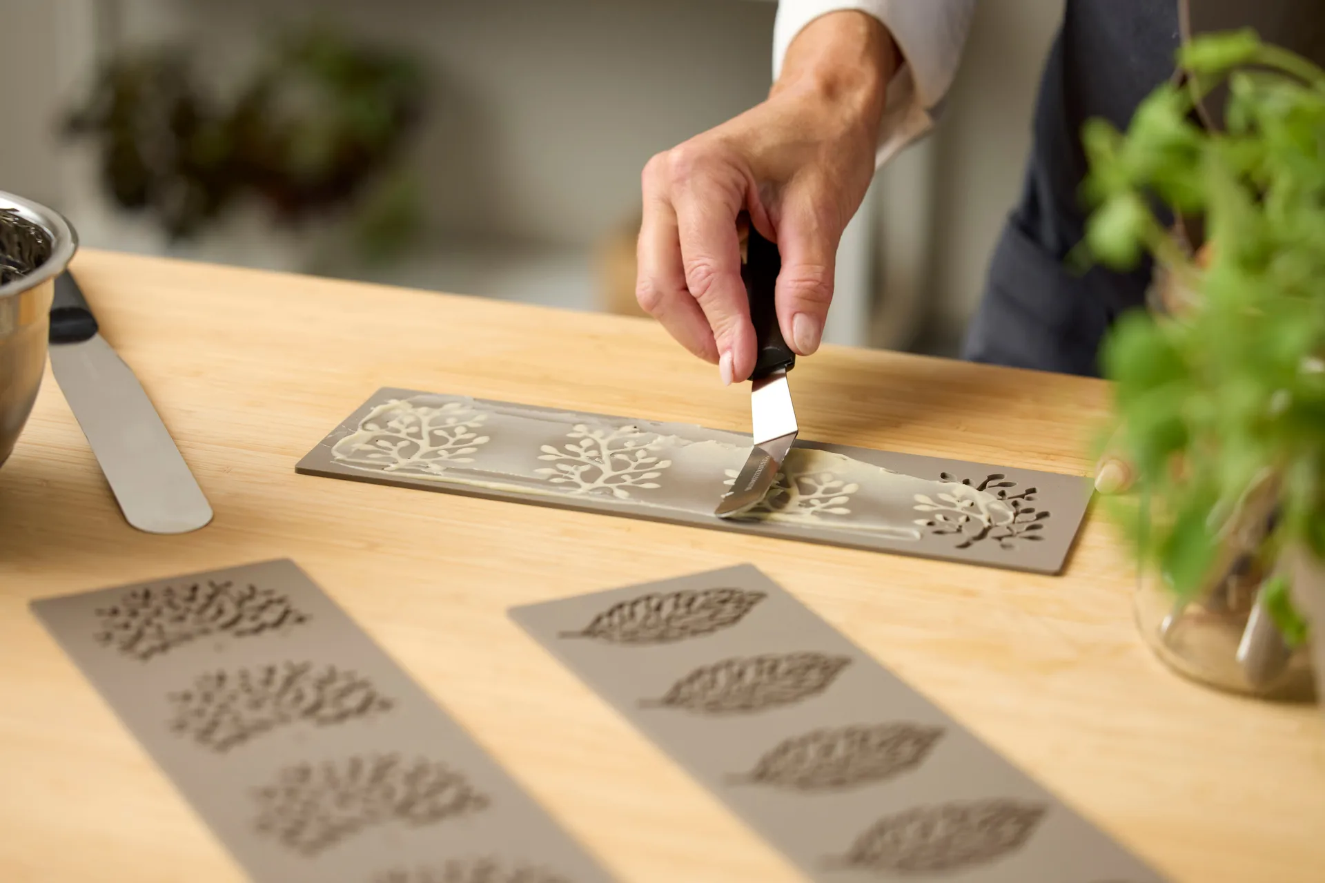 Blomsterbergs tuile silicone mold branch, Latte Blomsterbergs