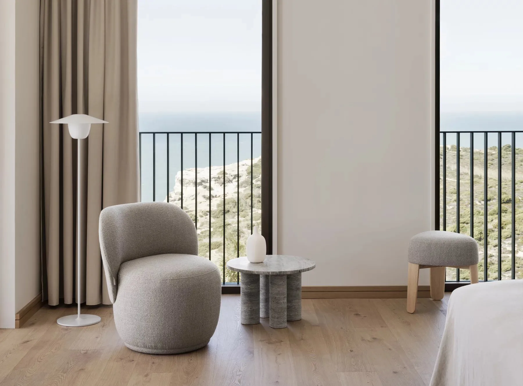 Volos side table S Ø52 cm, Silver Travertine blomus