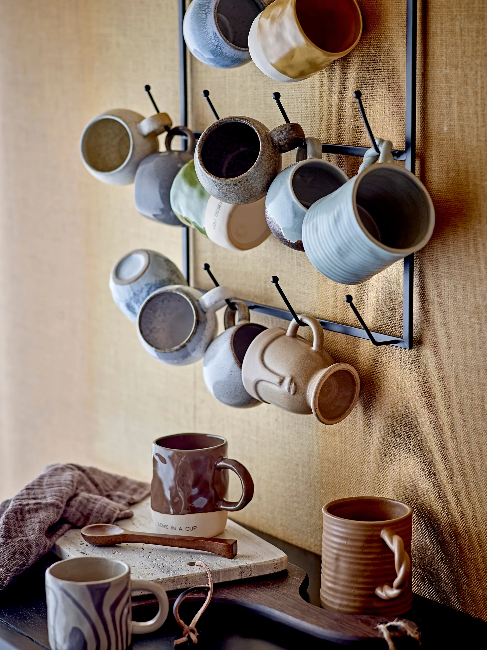 Albany cup holder 36x40 cm, Black Bloomingville