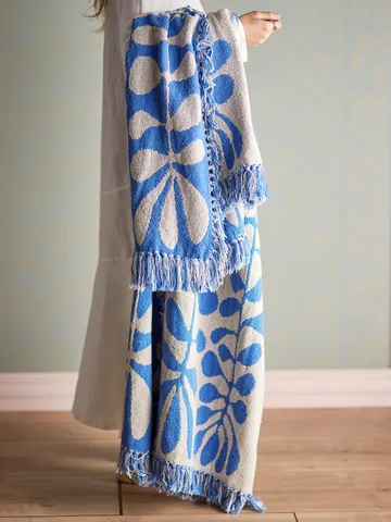 Nevine throw 130x160 cm - Blue - Bloomingville