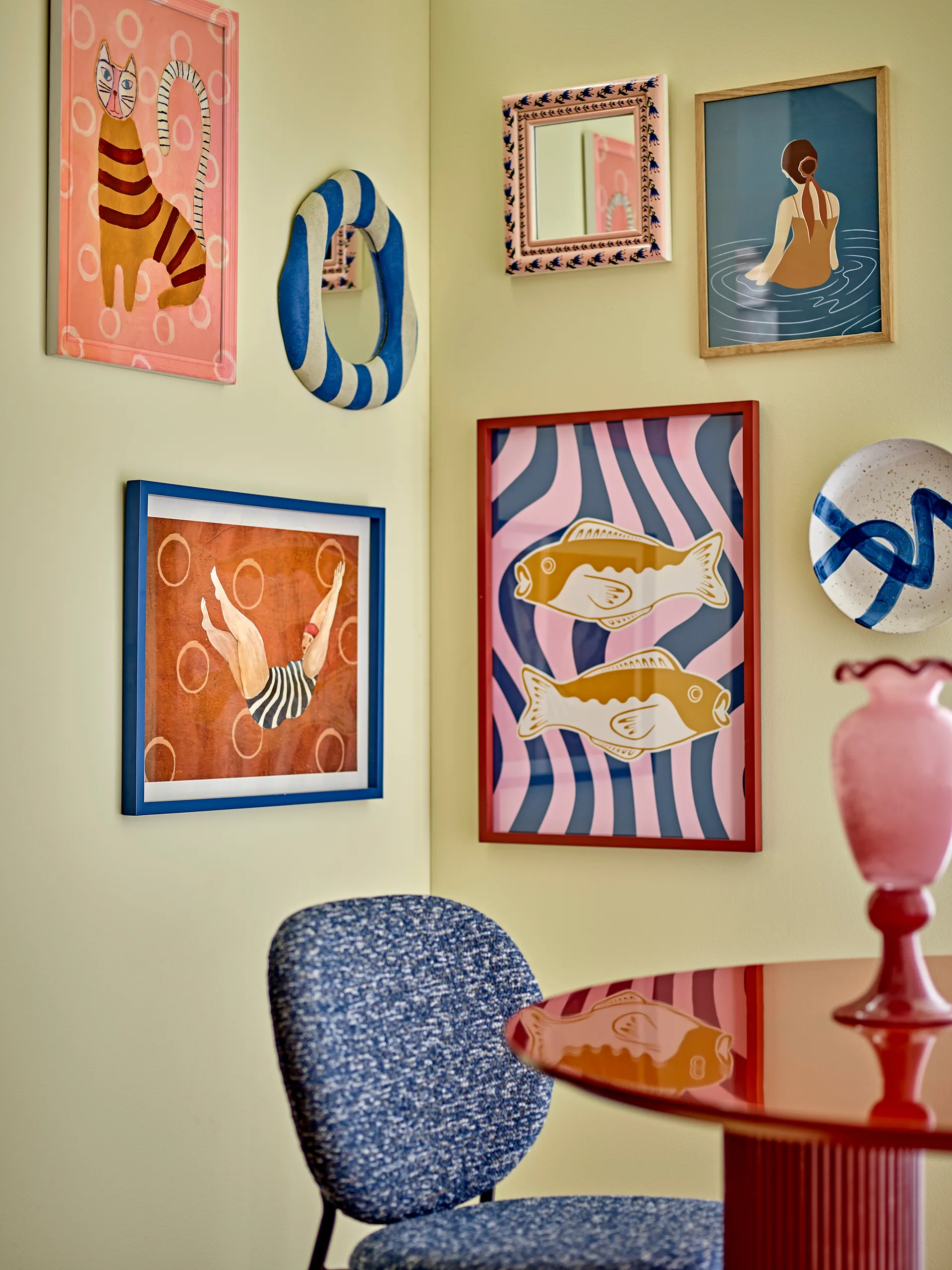 Svela illustration with frame 52x47 cm, Brown Bloomingville