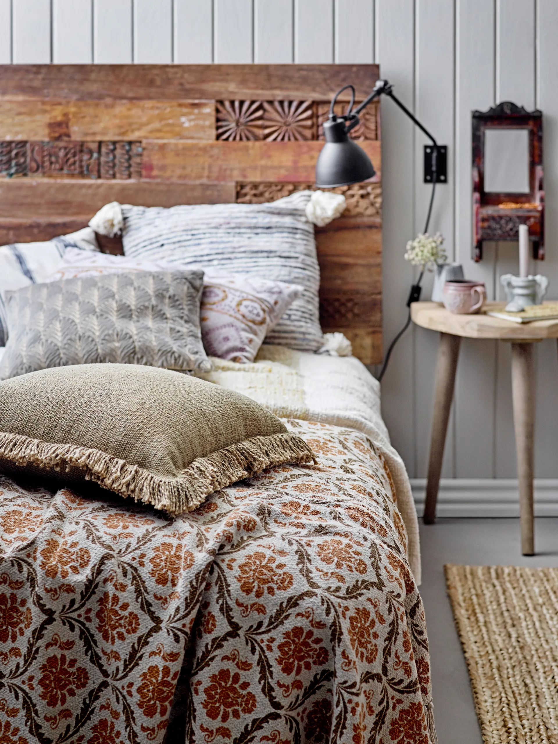 Tudor side table, Natural Bloomingville