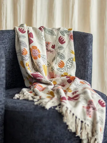 Vivielle throw blanket - Multi, 160x130 cm - Bloomingville