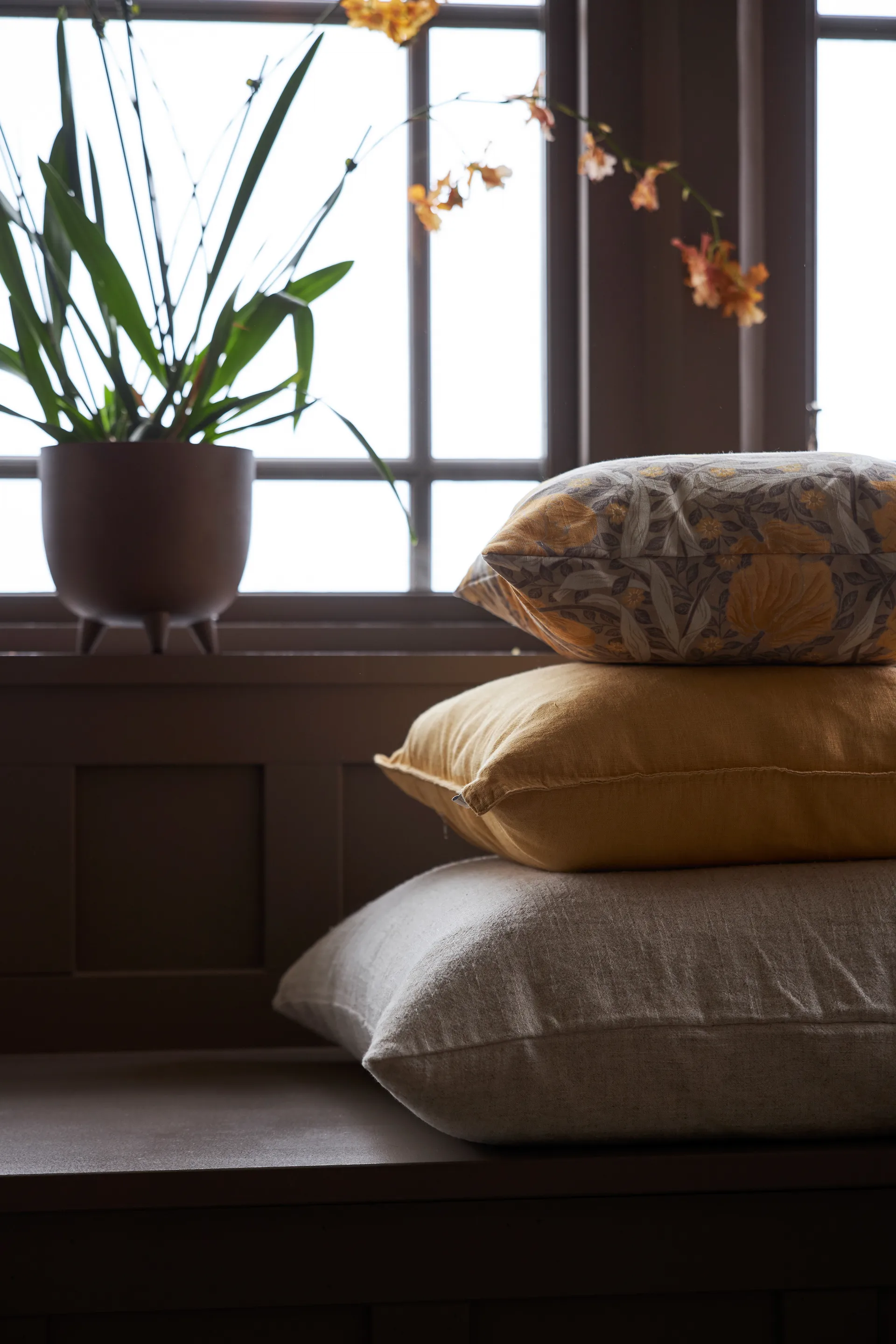 Sabina cushion cover 45x45 cm, Yellow Boel & Jan