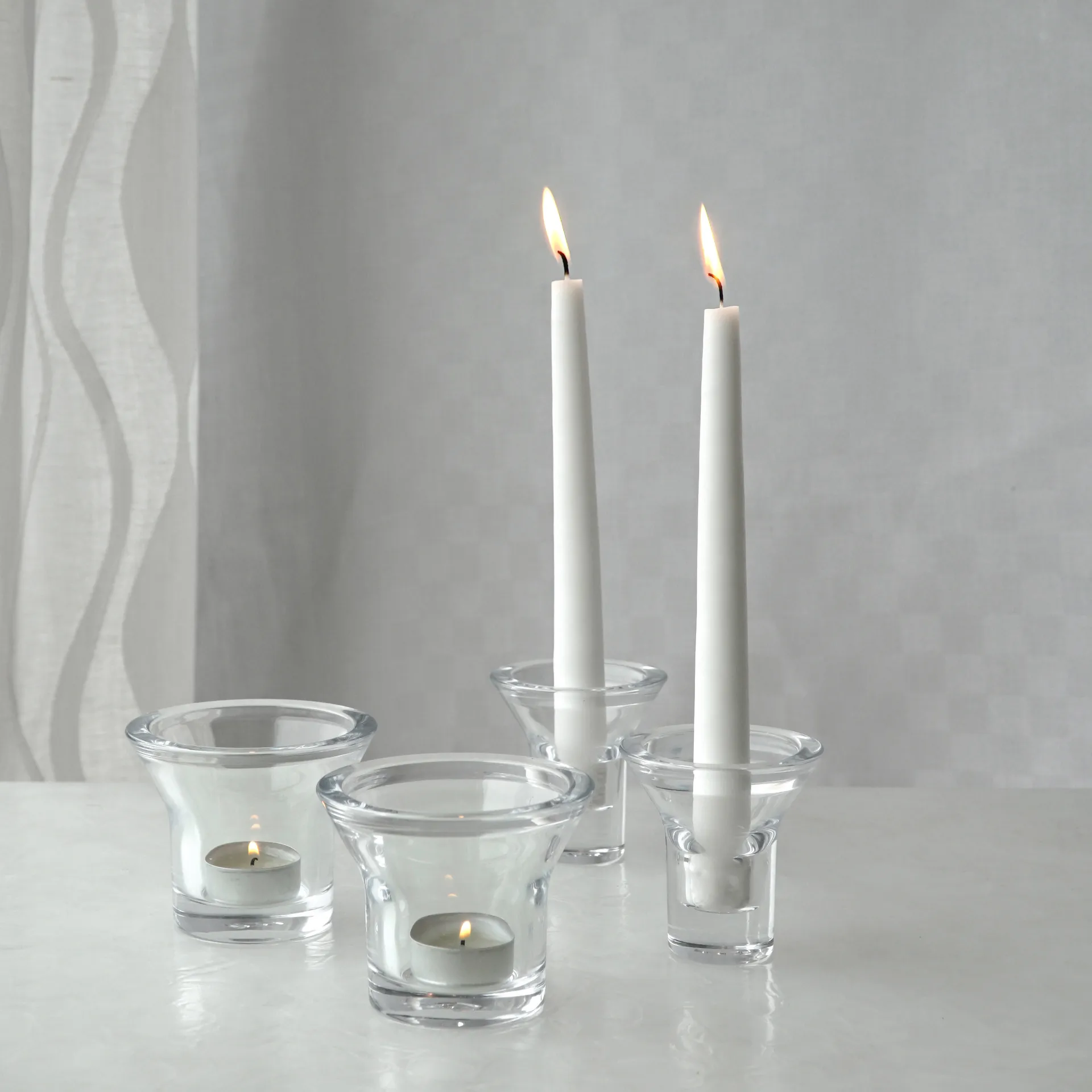 Lumi tealight holder Ø10 cm, Clear Born In Sweden