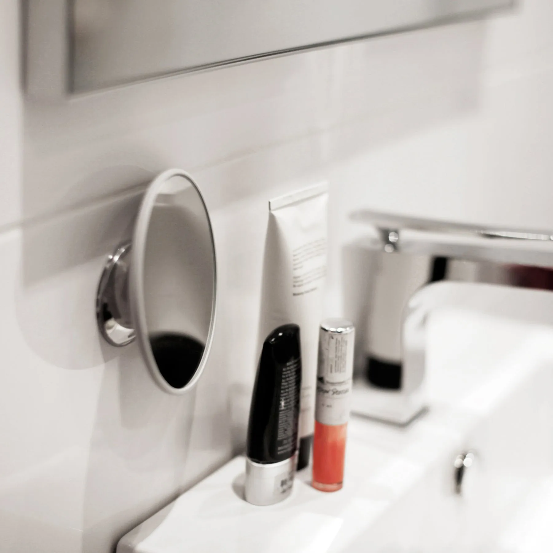 AirMirror makeup mirror x15 detachable with suction cup, Ø11.2 cm Bosign