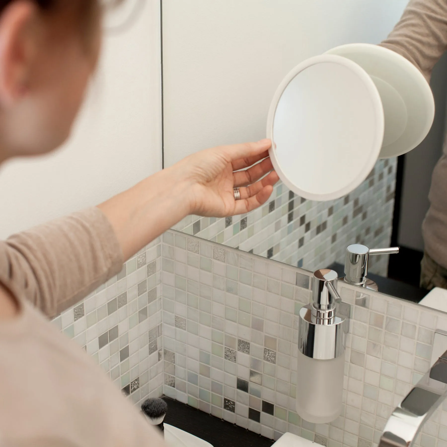 AirMirror makeup mirror x5 detachable with suction cup, Ø16.5 cm Bosign