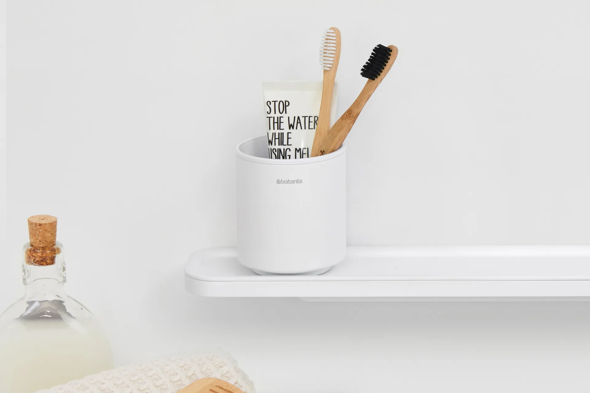 MindSet Tooth brush holder, Mineral Fresh White Brabantia