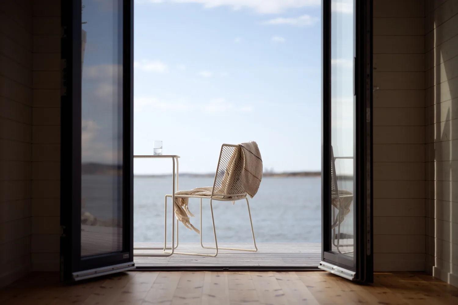 Haru café table, Pearl white, 54x61 cm Brafab