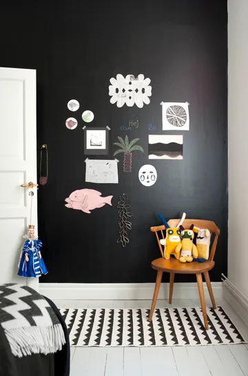 Gittan rug black - 70x150 cm - Brita Sweden