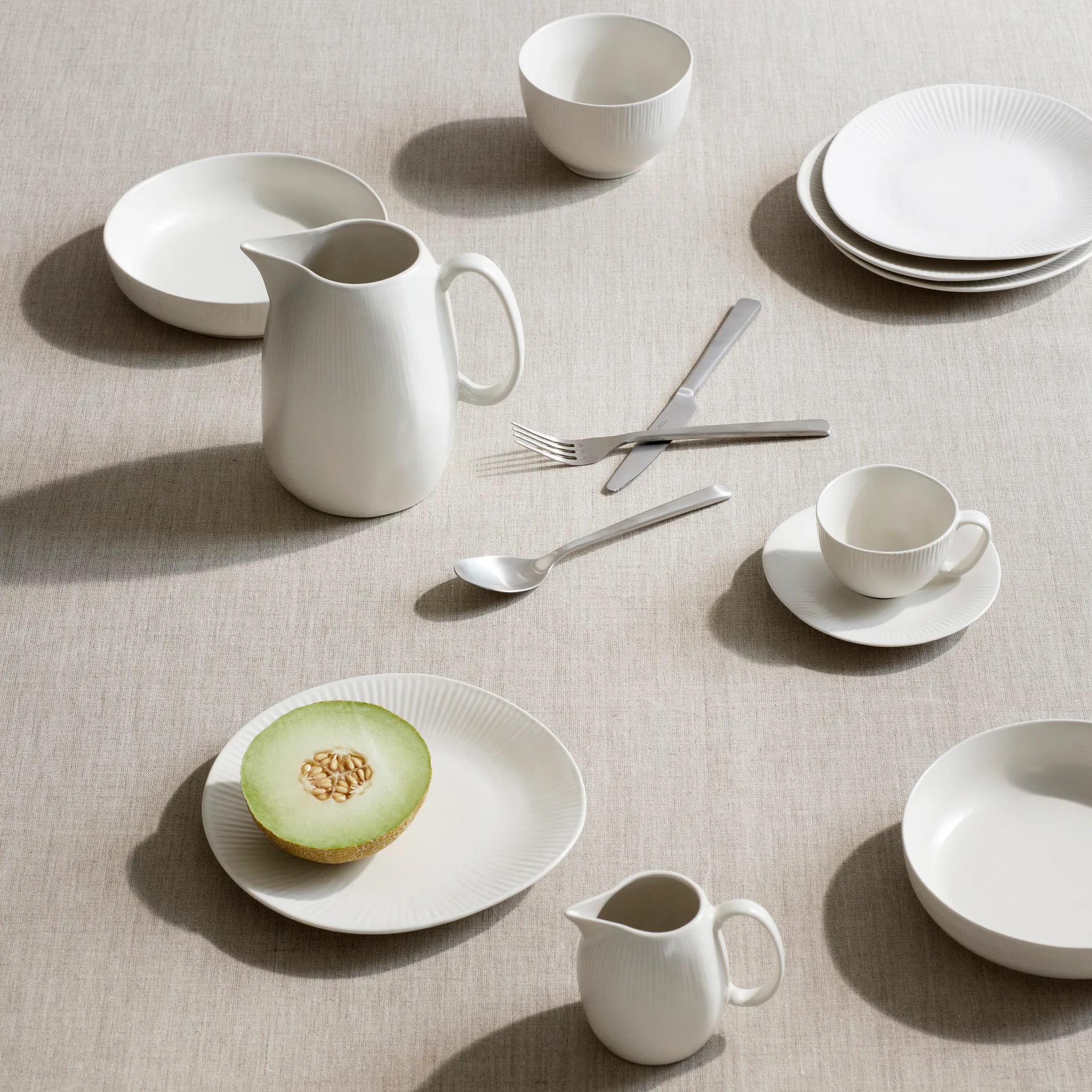 Sandvig serving bowl soft white, 23 cm Broste Copenhagen