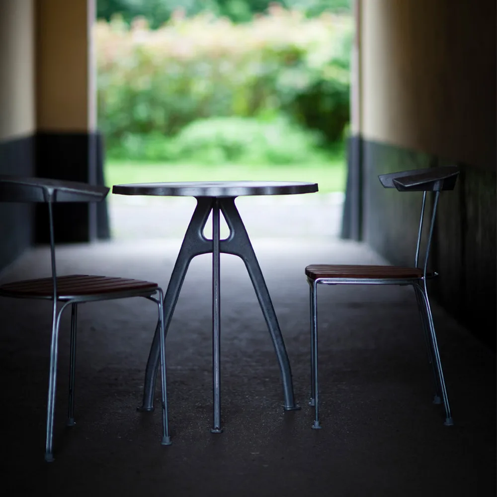 Odd coffee table, Aluminum, raw aluminum stand, loop Byarums bruk