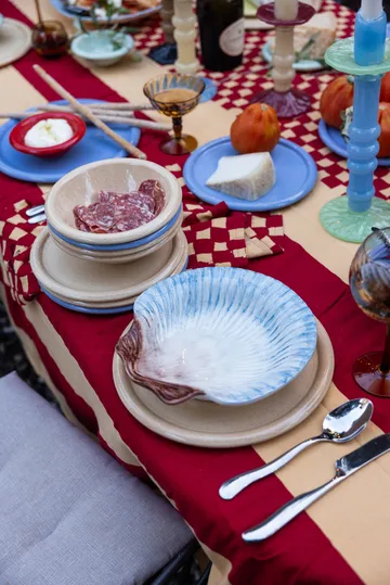 Armona plate 23.5x23.5 cm - Light blue - Byon