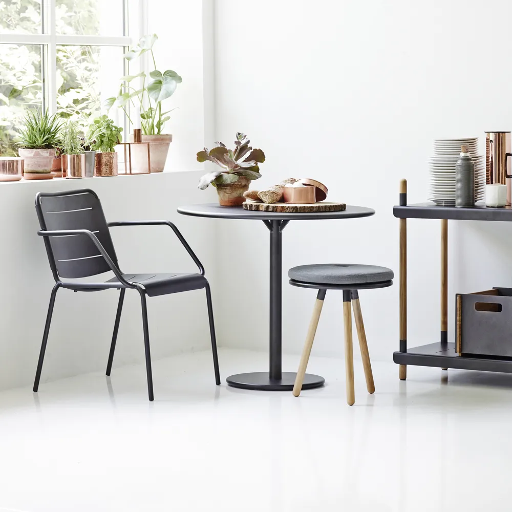 Go coffee table Ø80 cm, Light grey-white Cane-line