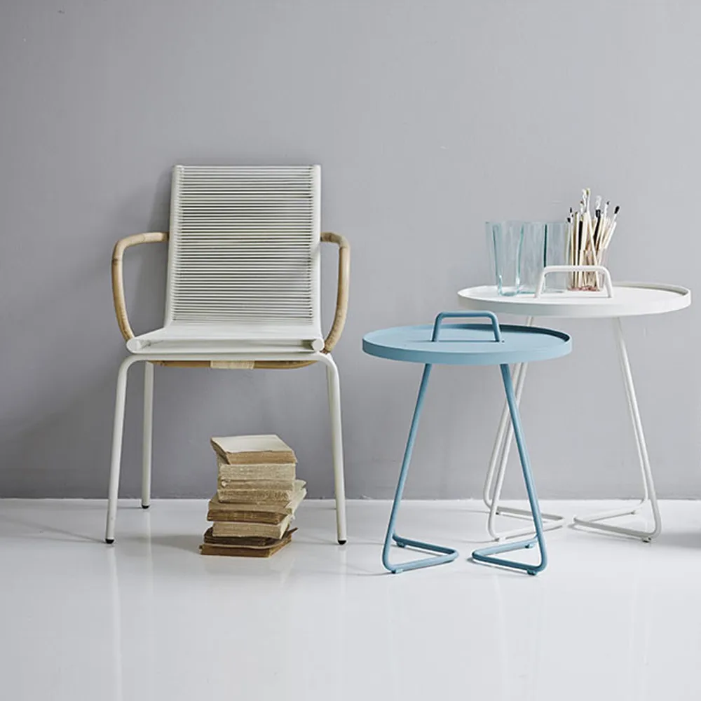 On the move table Ø44 cm, Dark green Cane-line