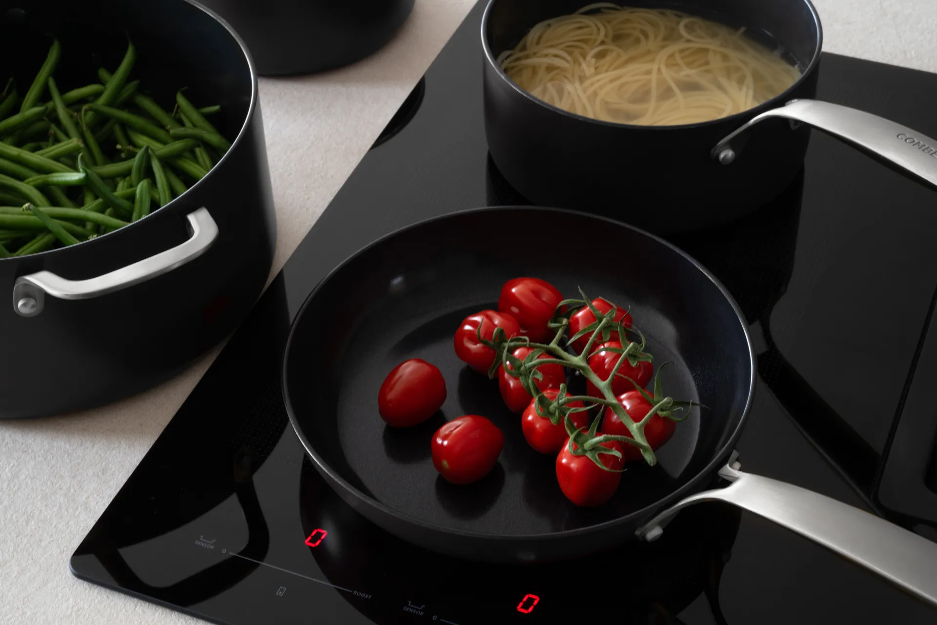 Combekk Element frying pan aluminum black, Ø28 cm Combekk