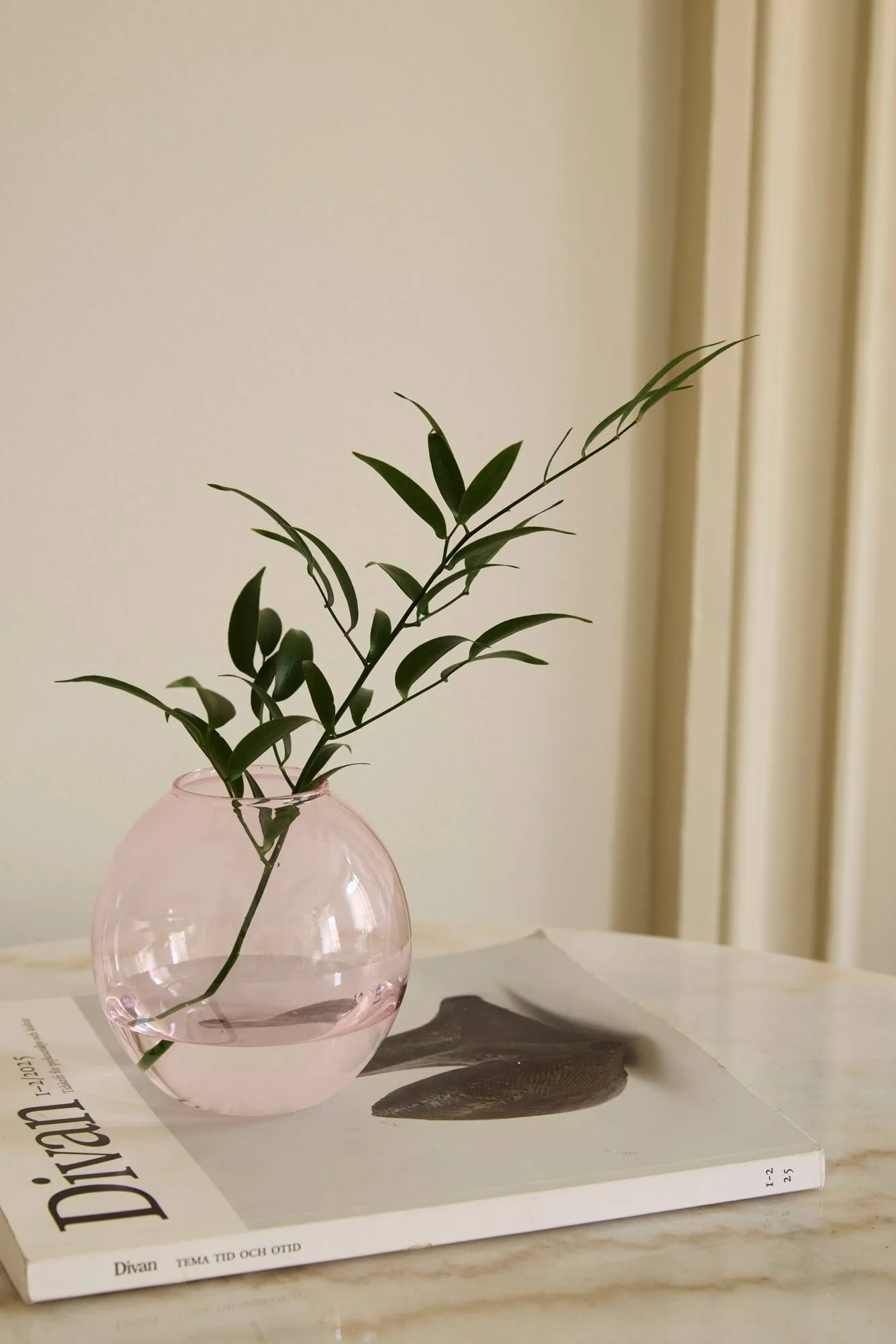 Bubble Vase, Pale pink Cooee Design