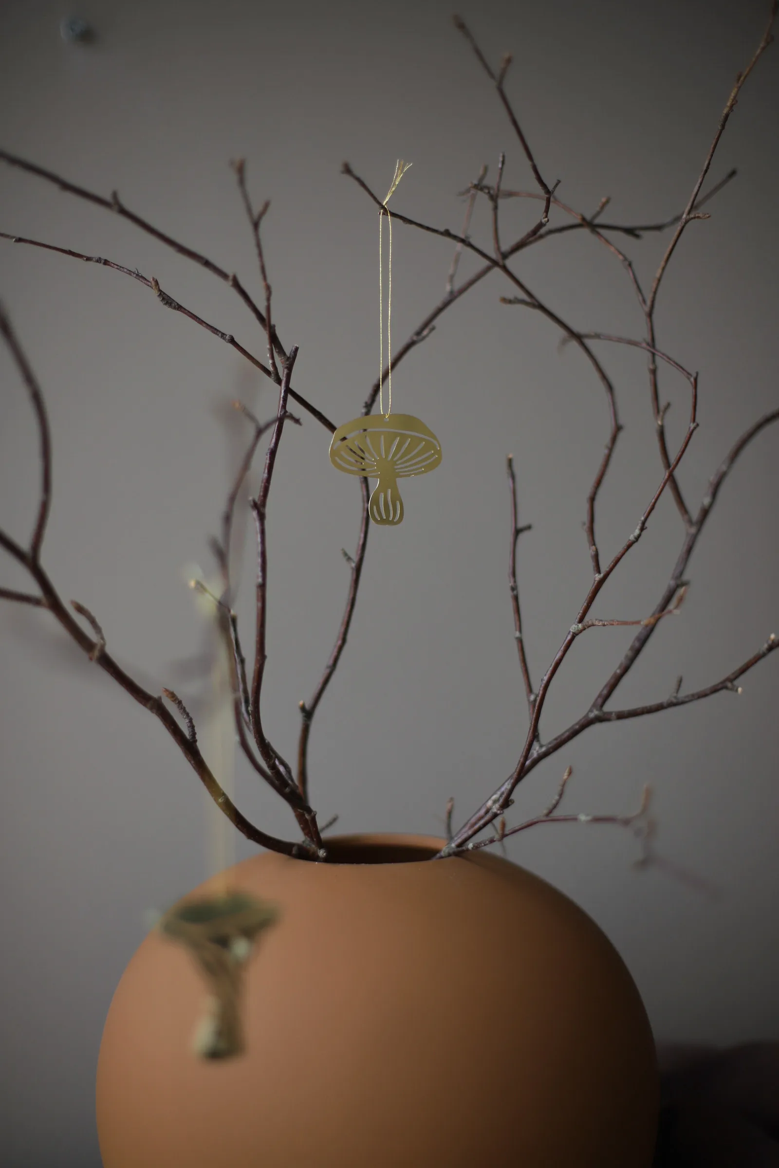 Fungi hanging decorations 4 pieces, Brass Cooee Design