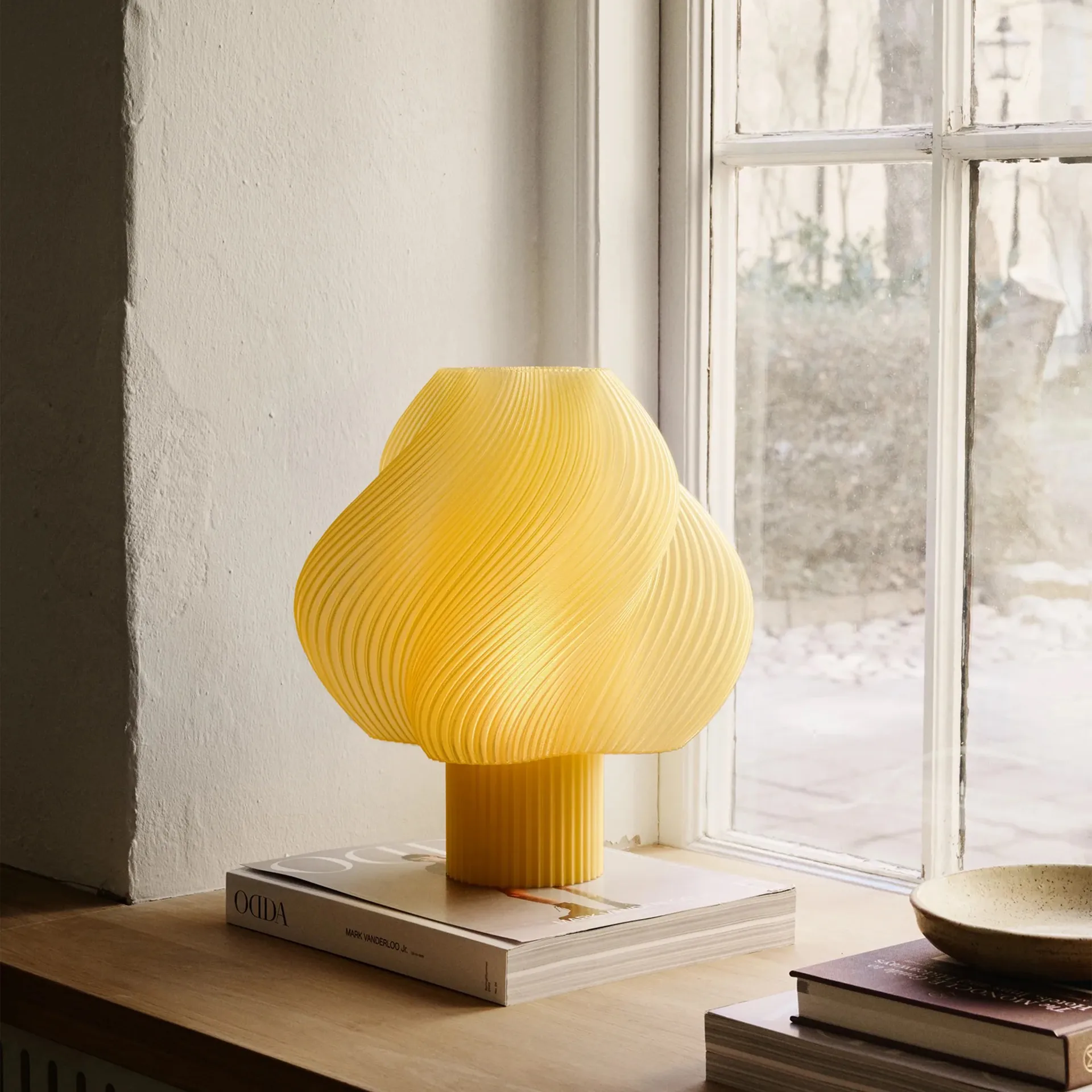 Soft Serve table lamp, Limoncello sorbet, Grande, 34 cm Crème Atelier