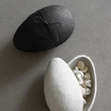 Treat Easter egg - black - DBKD
