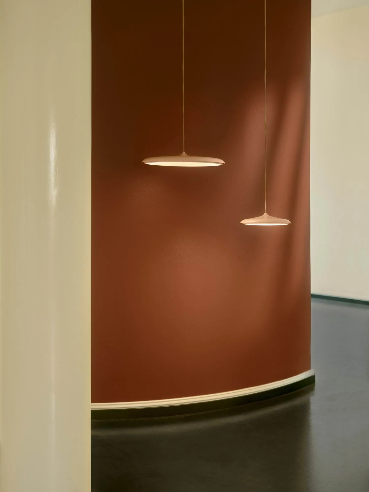 Artist ceiling lamp Ø25 cm, Powder pink Design For The People