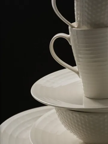 Blond dinner plate 28 cm - stripe white - Design House Stockholm