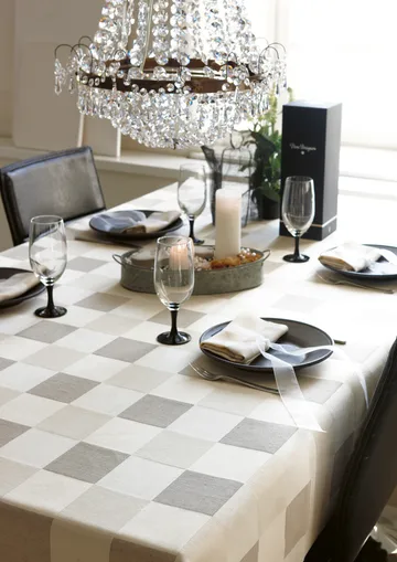 Chess tablecloth - 150x210 cm - Ekelund Linneväveri