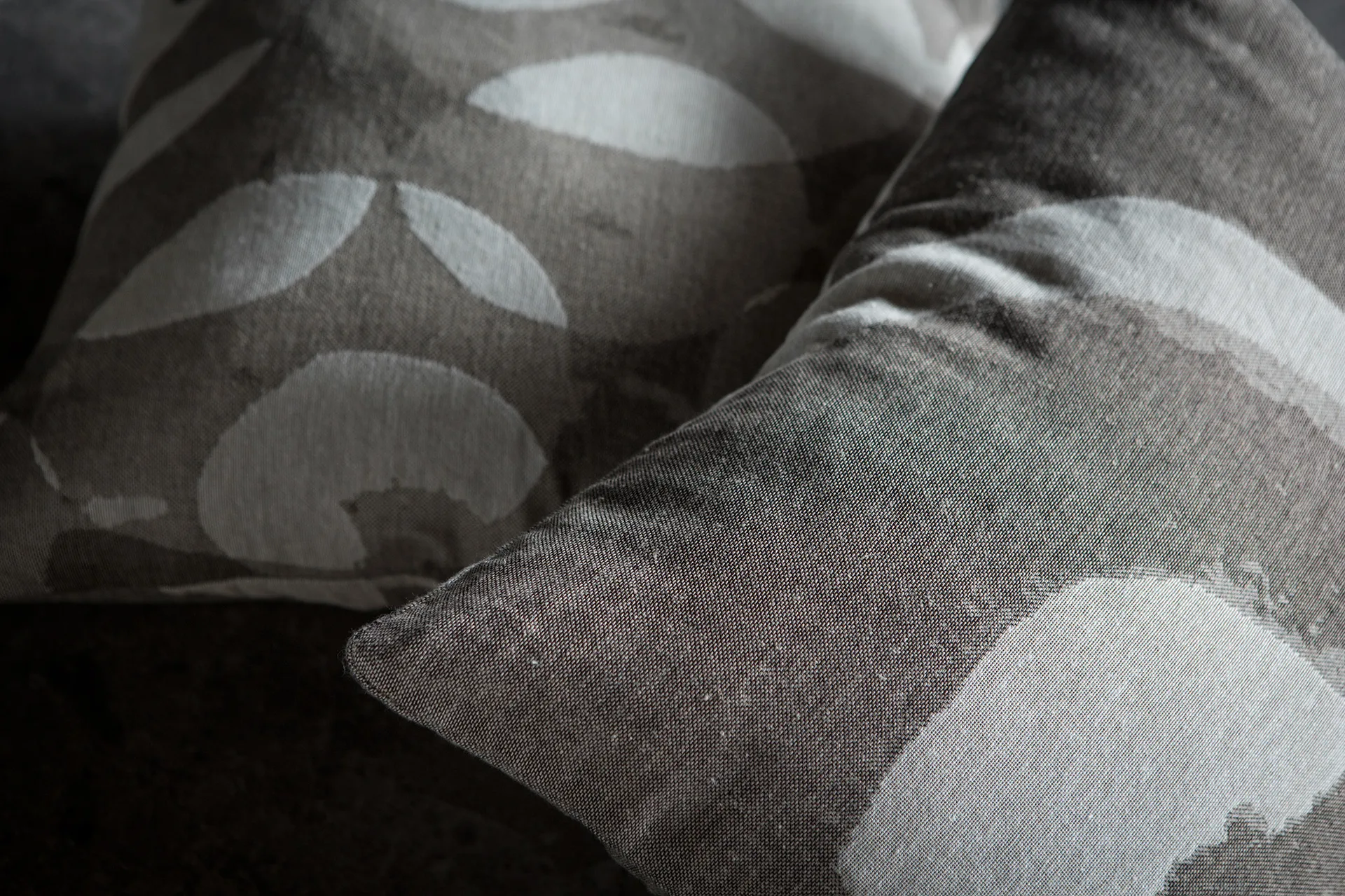 Abstract detail pillow, 60x40 cm Ethnicraft