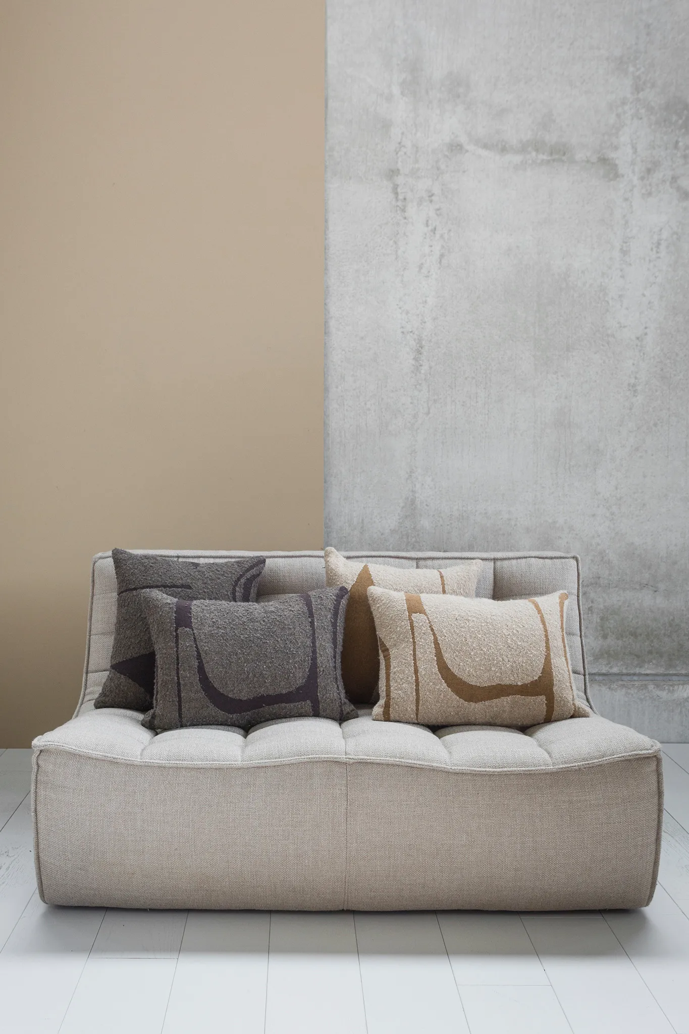 Avana abstract pillow, 60x40 cm Ethnicraft