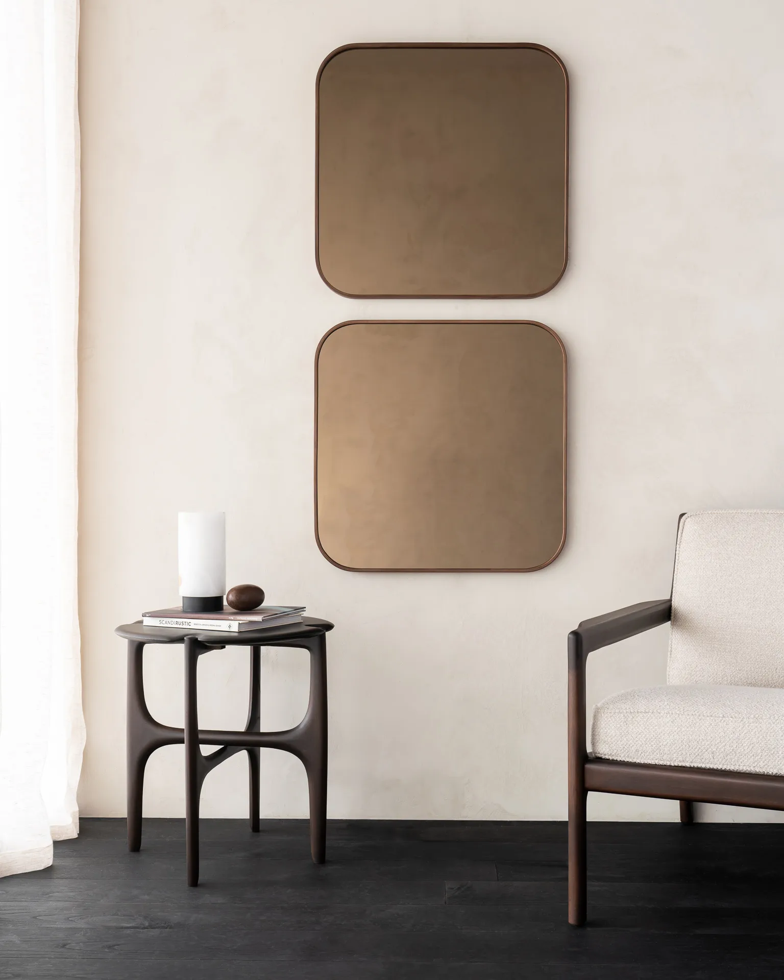 Camber wall mirror 60x60 cm, Bronze-wooden frame Ethnicraft