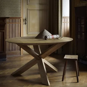 Circle dining table - Oak lacquer Ø136cm - Ethnicraft