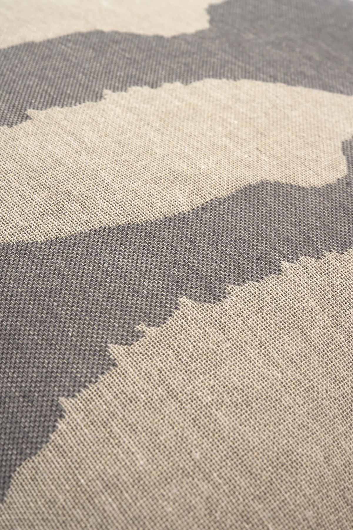 Layered Dots cushion, 50x50 cm Ethnicraft