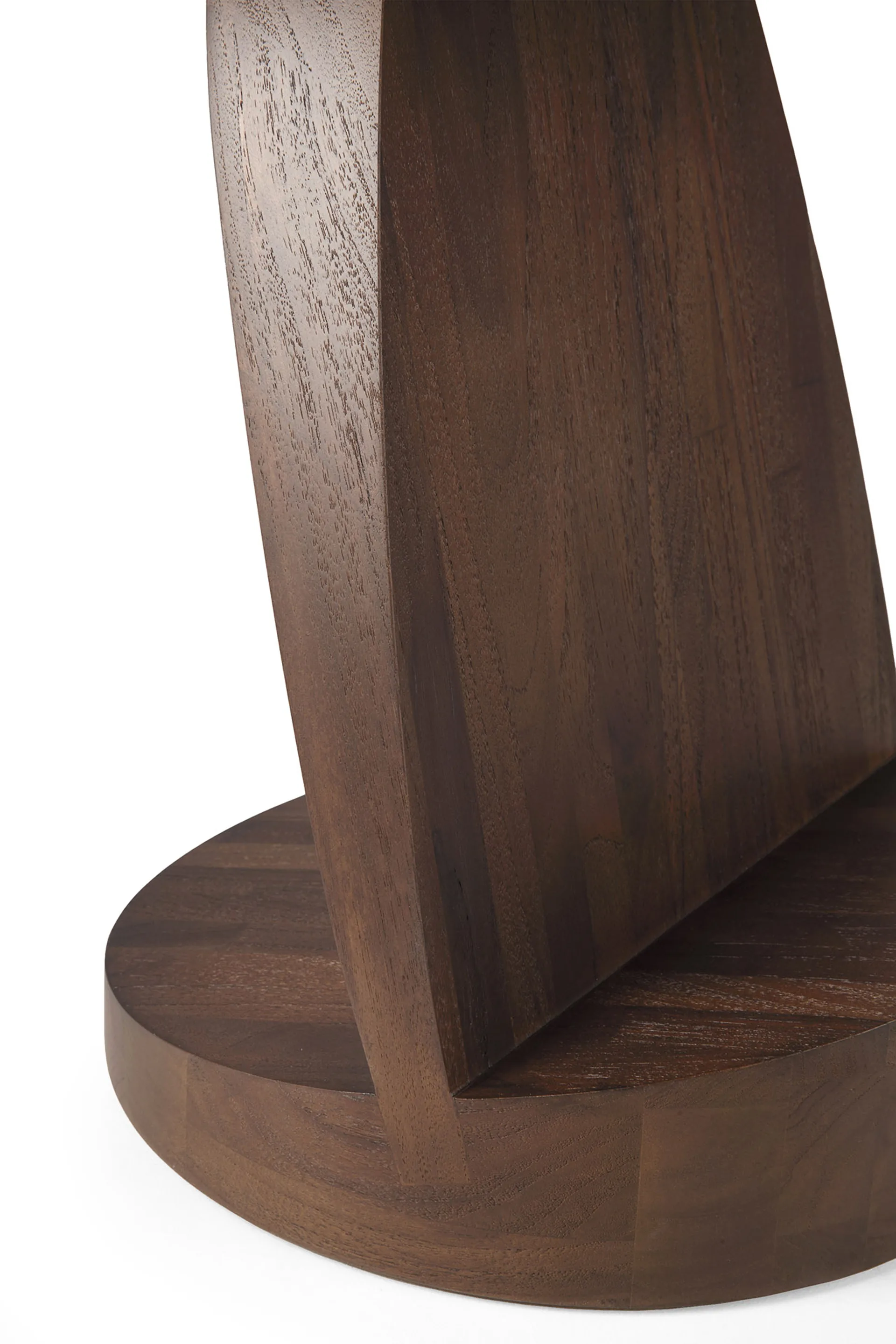 Oblic side table Ø52 cm, Brown stained teak Ethnicraft