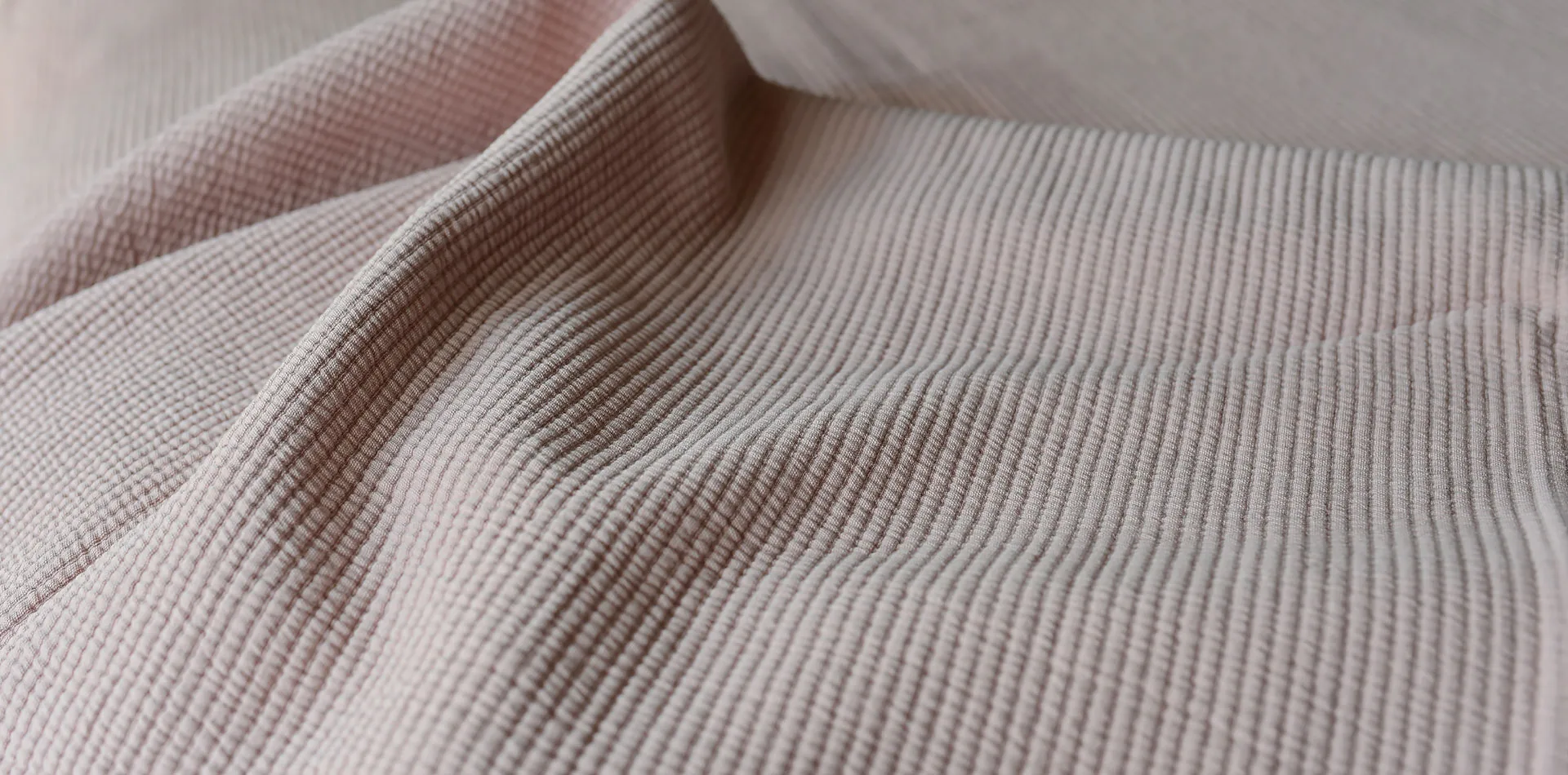 Stripe bedspread stonewashed cotton 260x260, Dusty rose Etol Design