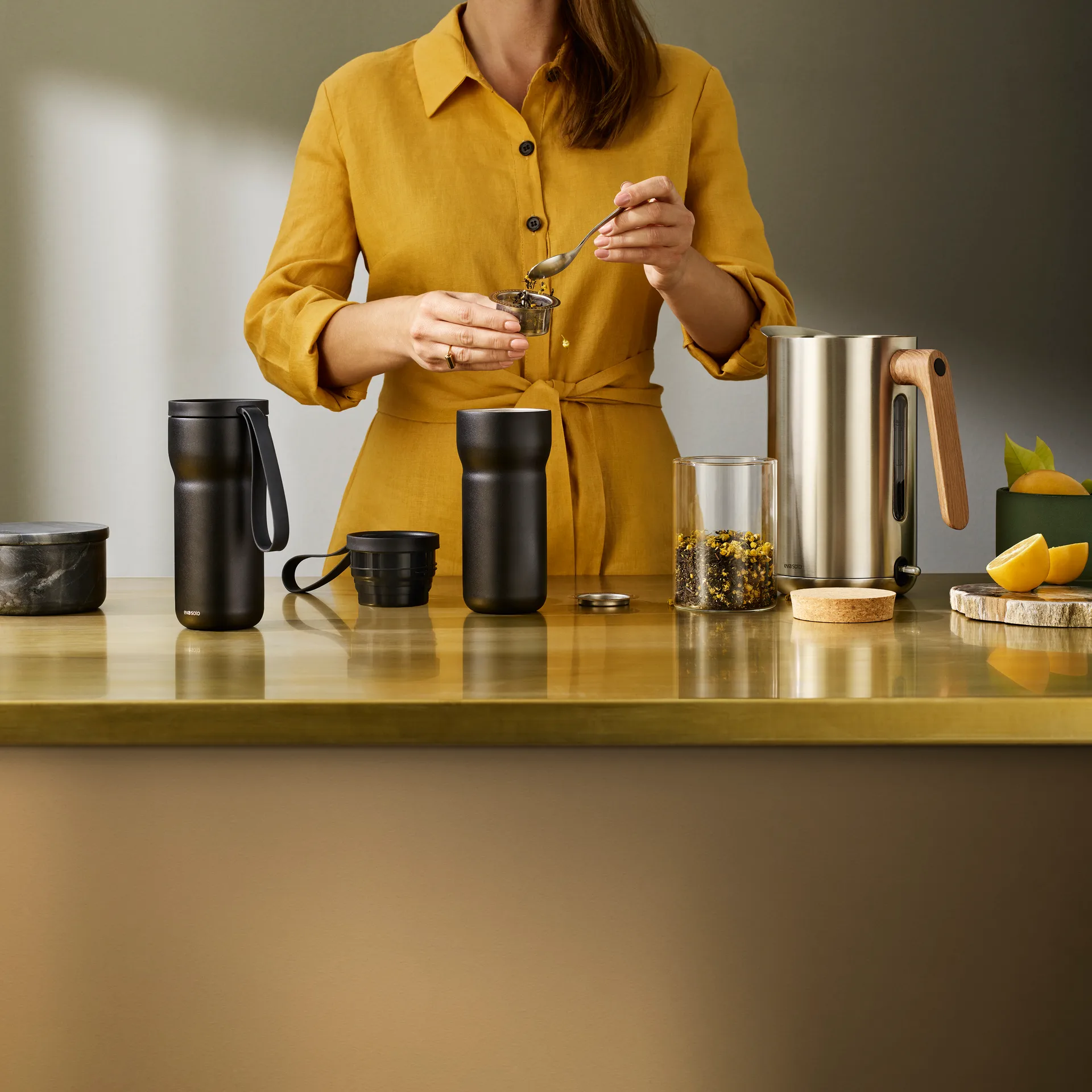 Nordic Kitchen thermal tea mug, Black Eva Solo