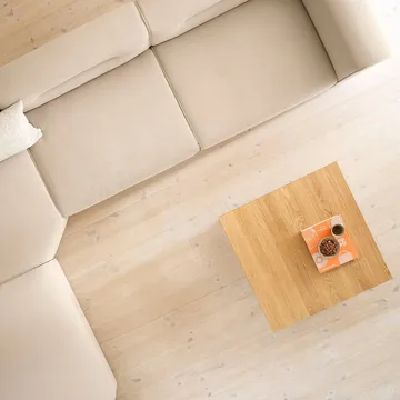 D33 coffee table 80x80 cm - Oak solid oiled - FDB Møbler