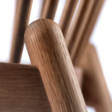 J166 Jørna chair - Smoked oak-red diced - FDB Møbler